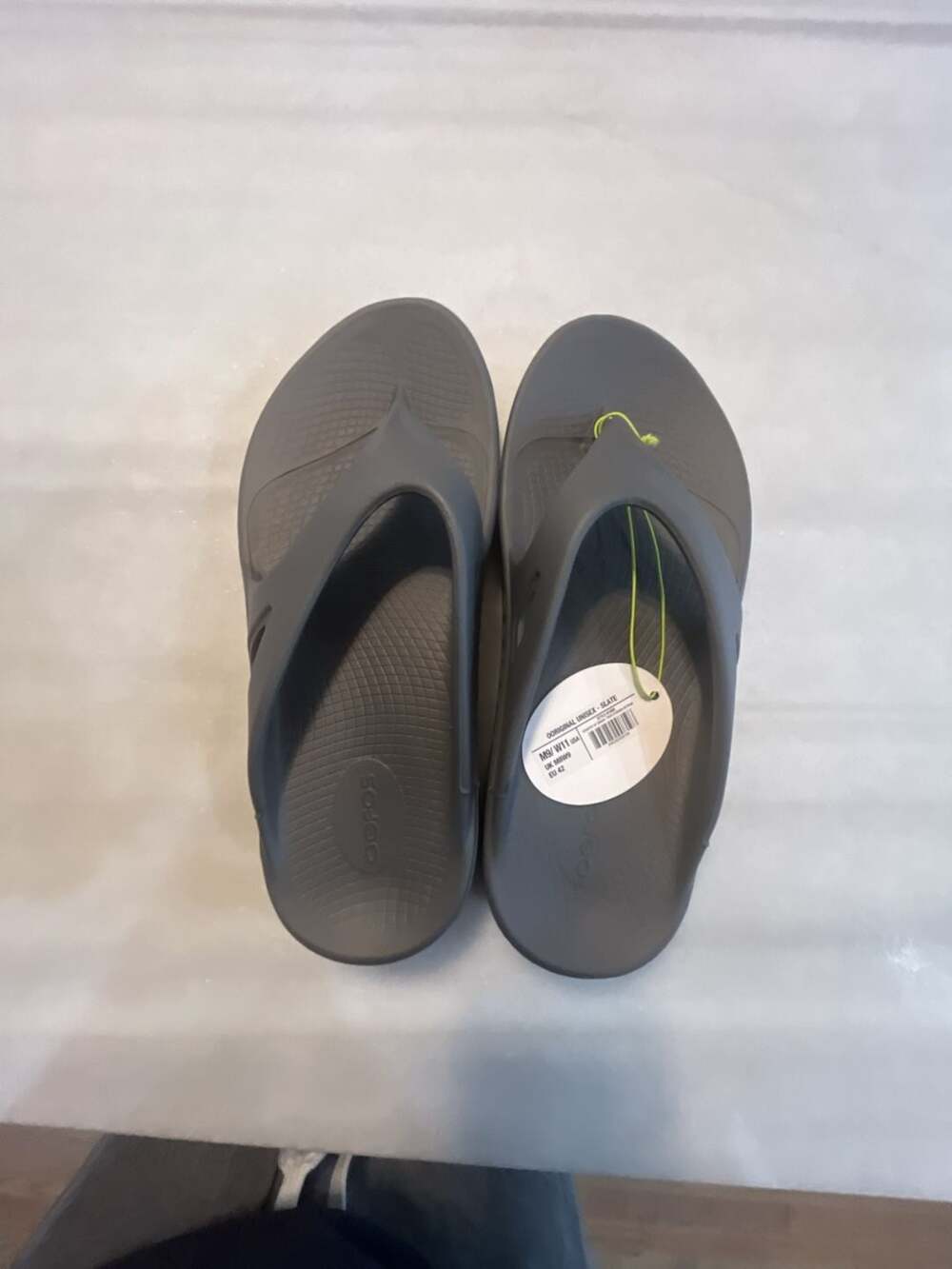 OOFOS OOriginal Thong Sandals Size M9/W11 Slate Gray